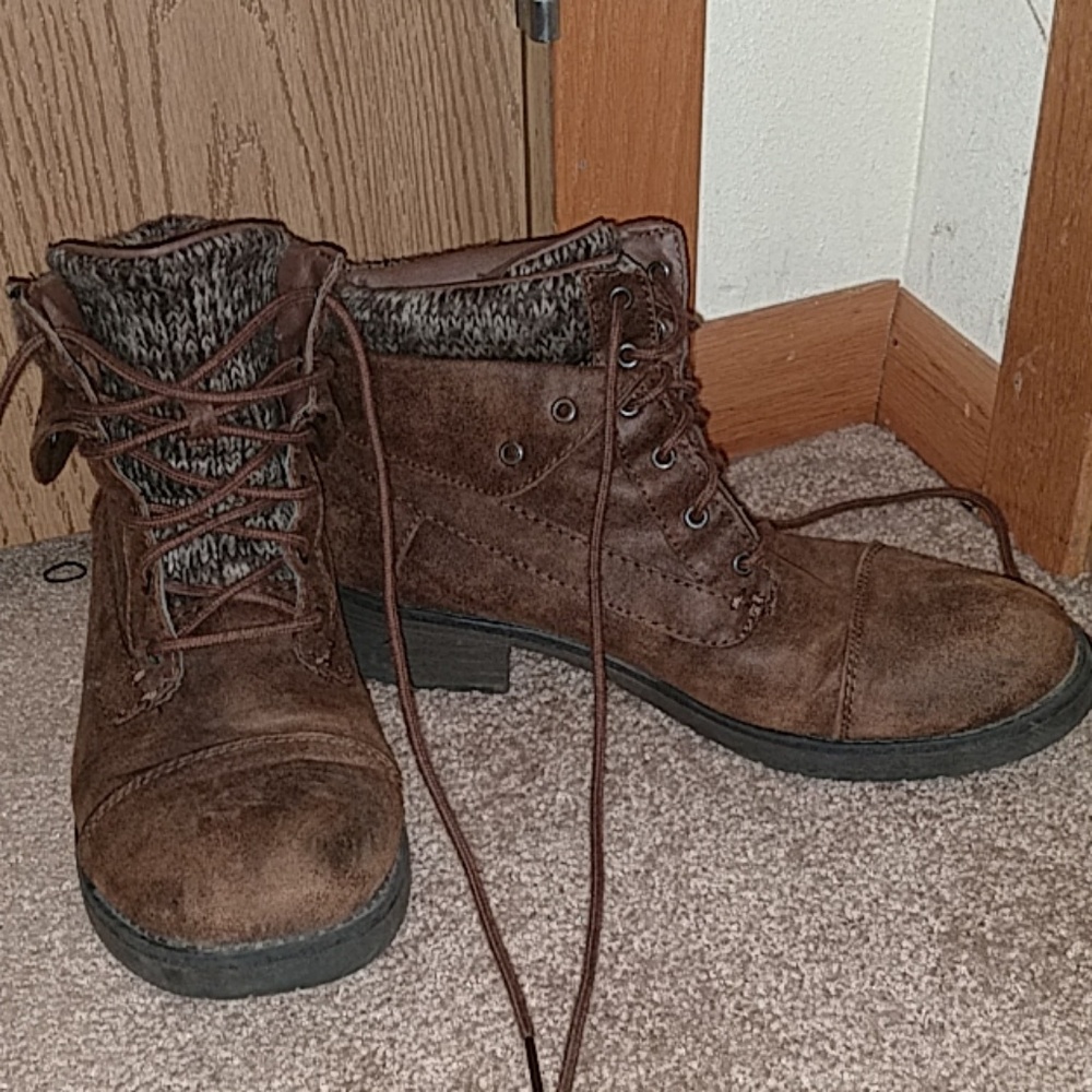 Brown Winter/Fall boots